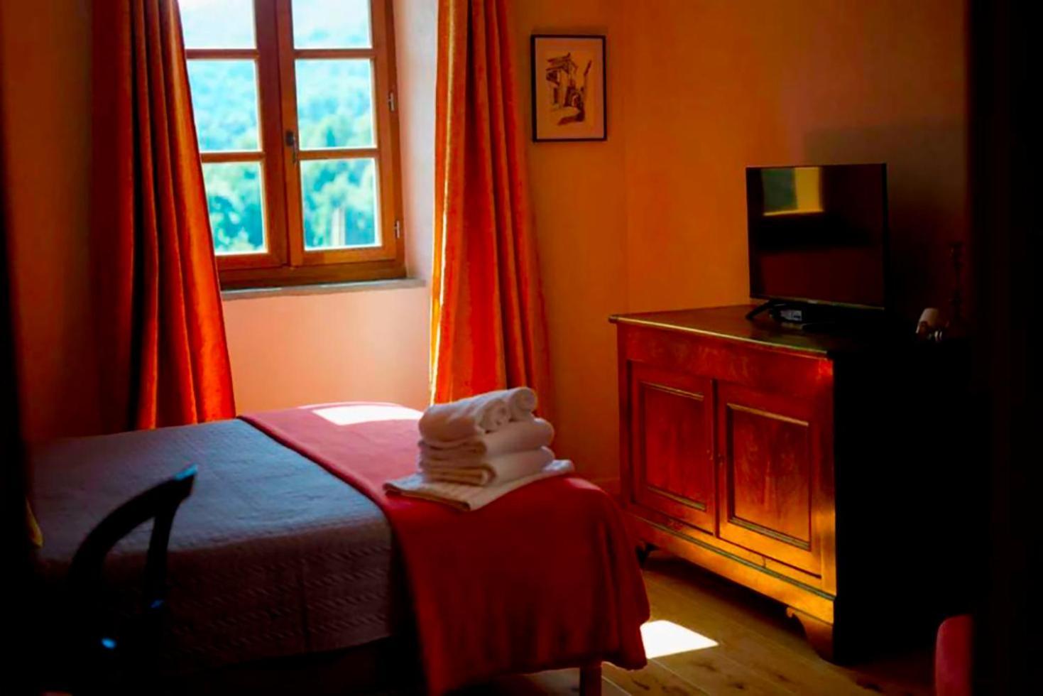 Casa Surgente Bed & Breakfast Carcheto Ngoại thất bức ảnh